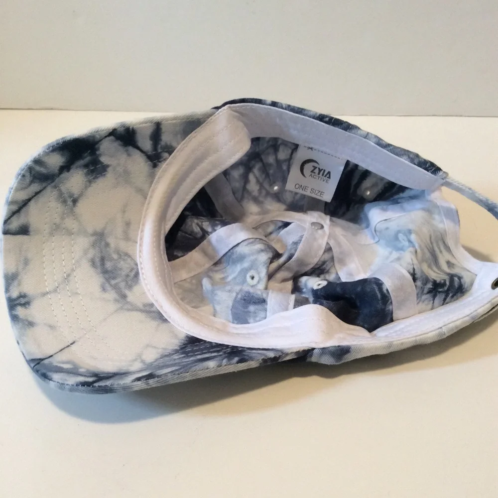 EUC Zyia Active Baseball Cap